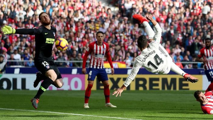 Real Madrid menang 3-1 atas Atletico Madrid dalam lanjutan Liga Spanyol (Foto: Susana Vera/Reuters) Real Madrid menang 3-1 atas Atletico Madrid dalam lanjutan Liga Spanyol (Foto: Susana Vera/Reuters)