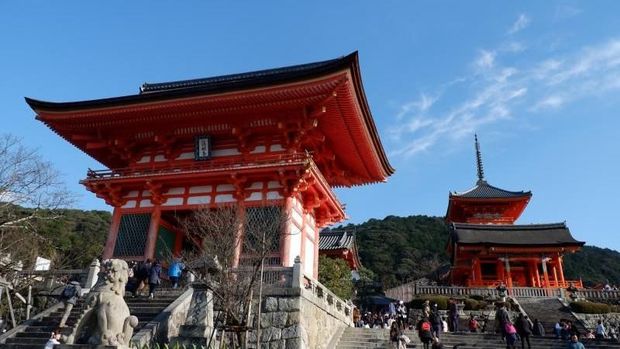 Kuil Kiyomizudera di Kyoto, Jepang