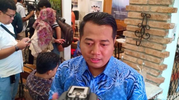 Dosen UIN Syarif Hidayatullah Jakarta, Adi Prayitno