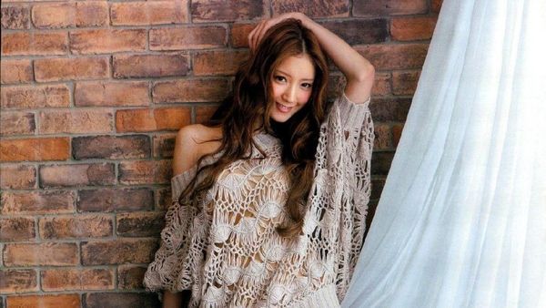 Gaya Memesona Nanao, Model Cantik dengan Kaki Paling Indah di Jepang