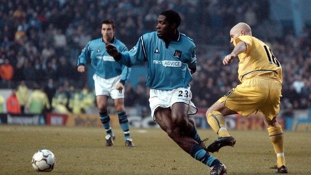 Marc-Vivien Foe meninggal saat turnamen Piala Konfederasi 2003.