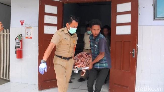 3 Warganya Tewas Karena Miras, Emil Prihatin dan Bela Sungkawa 3 Warganya Tewas Karena Miras, Emil Prihatin dan Bela Sungkawa