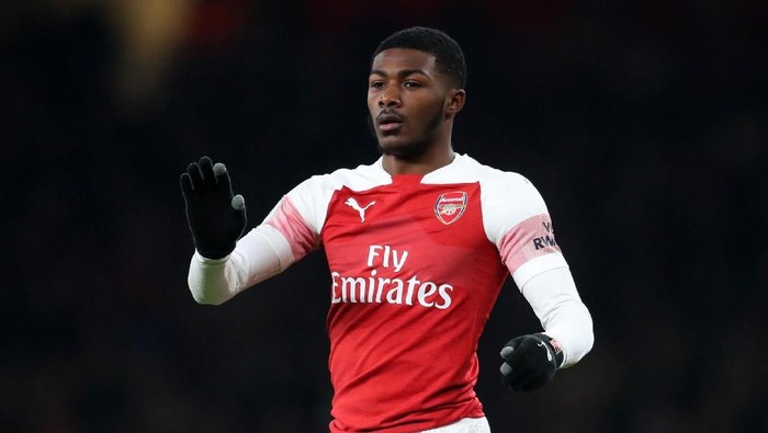 LONDON, ENGLAND - JANUARY 19: Ainsley Maitland-Niles of Arsenal during the Premier League match between Arsenal FC and Chelsea FC at Emirates Stadium on January 19, 2019 in London, United Kingdom. (Photo by Catherine Ivill/Getty Images)