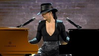 Penyanyi cantik pemenang Grammy Award, Alicia Keys. (Kevin Winter/Getty Images for The Recording Academy)
