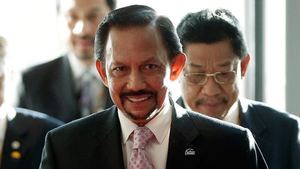 Benda Nggak Penting Tapi Mahal Selangit yang Pernah Dibeli Keluarga Kerajaan