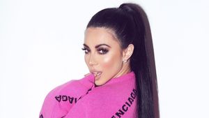 Cantik dan Seksi, Presenter Olahraga Ini Disebut Kim Kardashiannya Meksiko