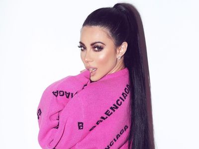 Cantik dan Seksi, Presenter Olahraga Ini Disebut Kim Kardashiannya Meksiko