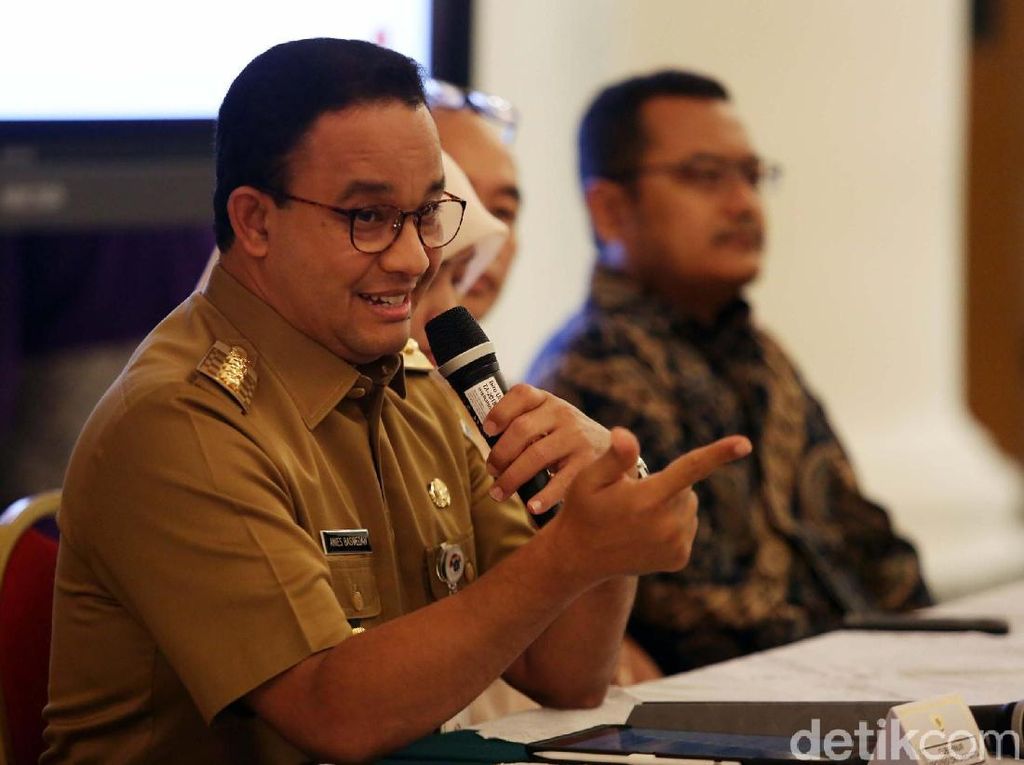 Pro Kontra Duit APBD DKI Dikucurkan Lewat Ormas Pro Kontra Duit APBD DKI Dikucurkan Lewat Ormas