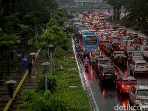 Waspada Potensi Hujan di Jaksel-Jaktim pada Siang dan Sore Ini Waspada Potensi Hujan di Jaksel-Jaktim pada Siang dan Sore Ini