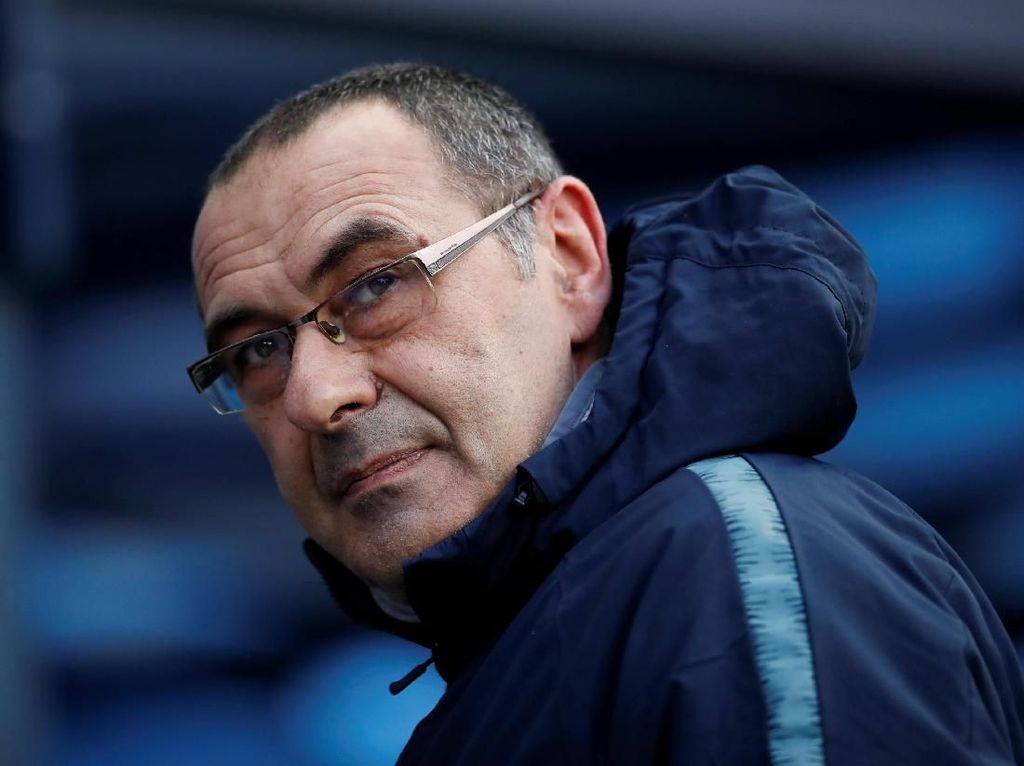 Video Sarri Tiba di Juventus: Datang dengan Jet Pribadi, Kunjungi Stadion Allianz Video Sarri Tiba di Juventus: Datang dengan Jet Pribadi, Kunjungi Stadion Allianz