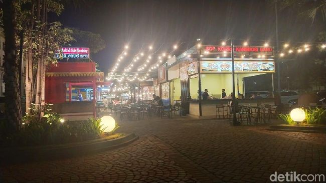Food Court di 'Pantai Maju' Disebut Anies Tak Berizin, Ini Kata Pedagang Food Court di 'Pantai Maju' Disebut Anies Tak Berizin, Ini Kata Pedagang