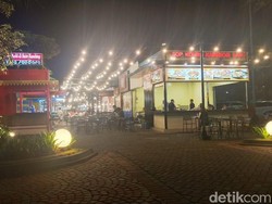 Food Court di Pantai Maju Disebut Anies Tak Berizin, Ini Kata Pedagang