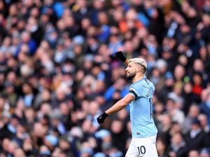 Top Skor Liga Inggris: Aguero Tempel Salah di Posisi Teratas