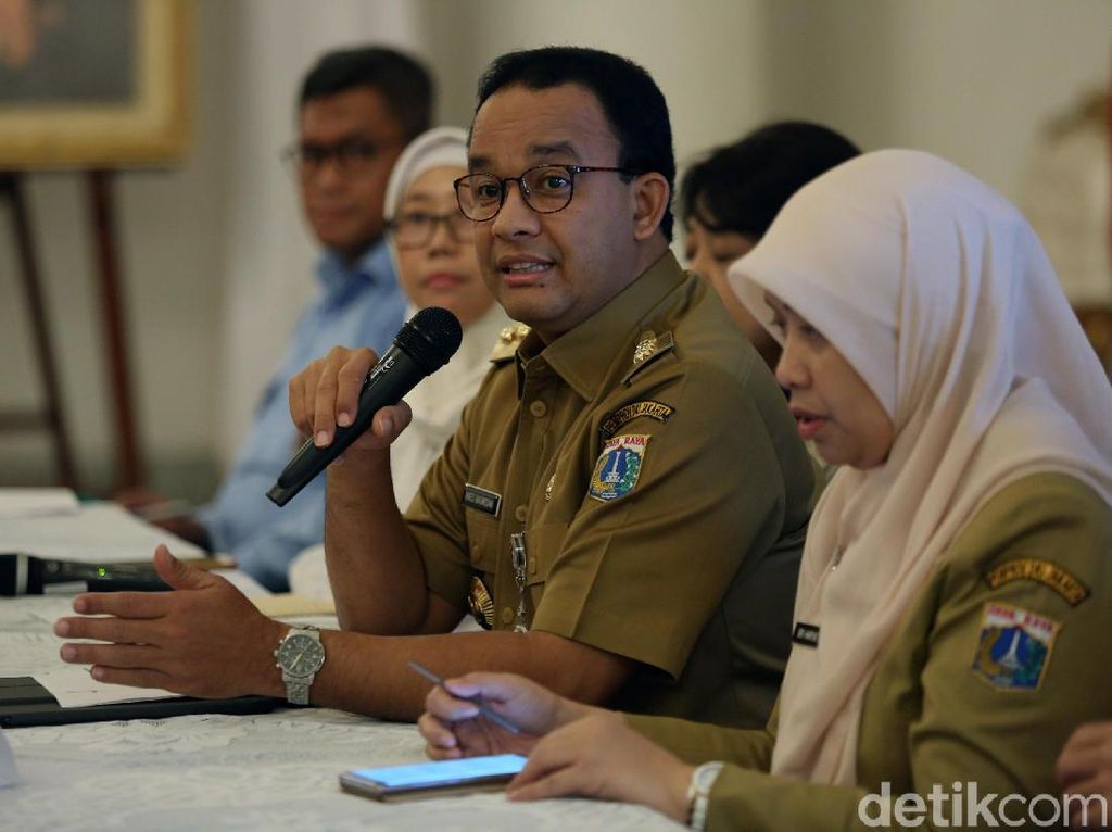 Ambil Alih Pengelolaan Air, Anies: Swasta Nggak Mungkin Selesaikan Ambil Alih Pengelolaan Air, Anies: Swasta Nggak Mungkin Selesaikan