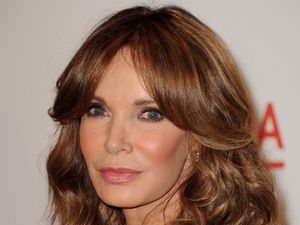 Foto: Pesona Bintang Charlies Angels yang Awet Muda di Usia 73 Foto: Pesona Bintang Charlies Angels yang Awet Muda di Usia 73