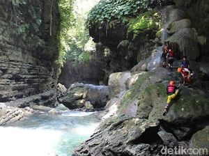 Pangandaran Mencari Ikon Geopark