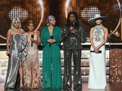 Dukung Sahabat, Michelle Obama Hadir Kejutkan Grammy Awards
