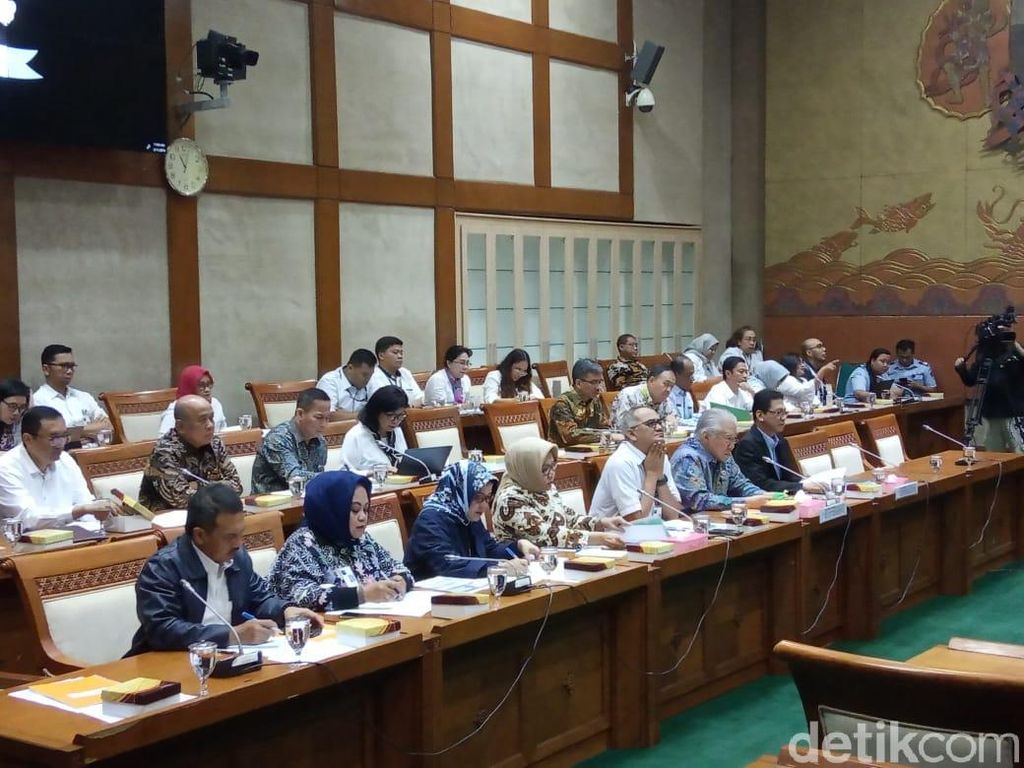 Panggil Mendag, DPR Minta Penjelasan Perjanjian Dagang RI-Pakistan Panggil Mendag, DPR Minta Penjelasan Perjanjian Dagang RI-Pakistan