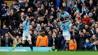 Ilkay Gundogan turut menyumbangkan satu gol untuk City di menit ke-25. Reuters/Phil Noble.