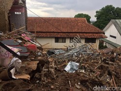 Wali Kota Bandung Minta Aparat Waspadai Bencana di Perbatasan Kota