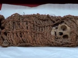 Penampakan Mumi Berusia 2.000 Tahun di Peru