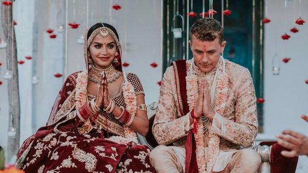 Foto: Pernikahan Mewah Selebgram India, Ganti Baju Pengantin 9 Kali