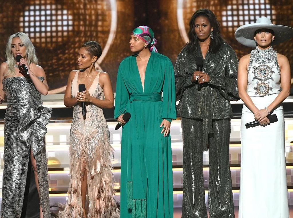 Bicara Musik, Michelle Obama Bikin Riuh Panggung Grammy Bicara Musik, Michelle Obama Bikin Riuh Panggung Grammy