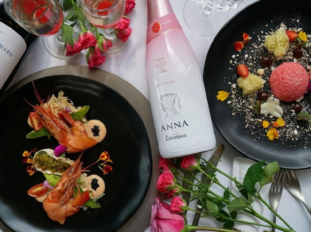 Mau Ajak Kekasih Makan Romantis? 5 Resto Ini Bisa Jadi Pilihan Mau Ajak Kekasih Makan Romantis? 5 Resto Ini Bisa Jadi Pilihan
