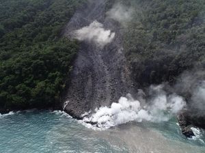 PVMBG Tetapkan Zona Bahaya Erupsi Gunung Karangetang Sulut PVMBG Tetapkan Zona Bahaya Erupsi Gunung Karangetang Sulut
