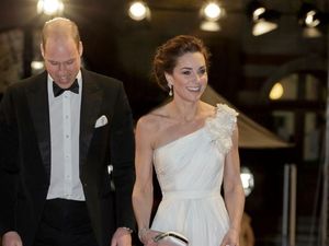 Bak Malaikat, Kate Middleton Memesona Bergaun Putih di BAFTA Awards 2019 Bak Malaikat, Kate Middleton Memesona Bergaun Putih di BAFTA Awards 2019