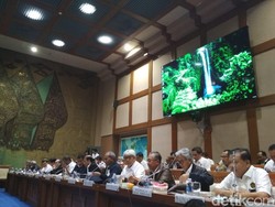 Jonan dan Archandra Bahas Harga Gas hingga Smelter Di DPR