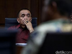 Jaksa Ungkap Dugaan Apartemen Steffy Burase Dibayari Irwandi Yusuf Jaksa Ungkap Dugaan Apartemen Steffy Burase Dibayari Irwandi Yusuf
