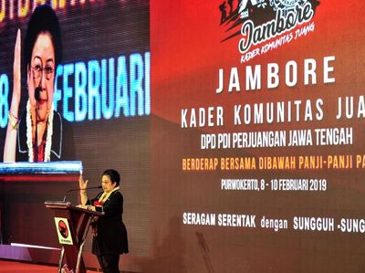 Megawati Bakar Semangat Komunitas Juang Berantas Hoax