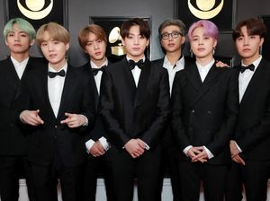 Foto: Gaya Formal BTS Pakai Setelan Jas Desainer Korea di Grammy Awards Foto: Gaya Formal BTS Pakai Setelan Jas Desainer Korea di Grammy Awards
