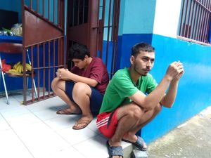 2 Pengungsi Bakar Diri di Rumah Dinas Detensi Manado