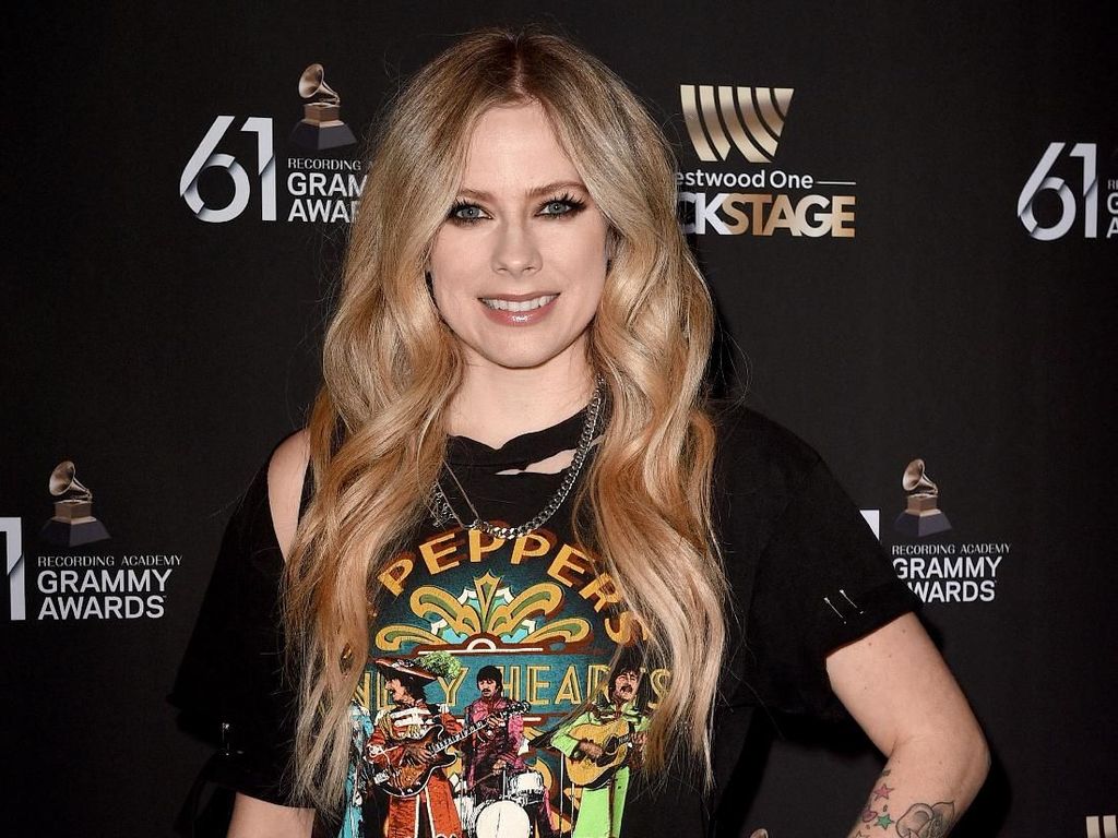 Rilis Single Baru, Avril Lavigne Aransemen Ulang Lagu Adele