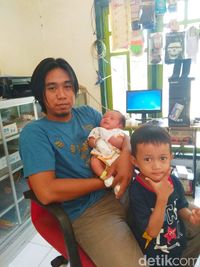 Nama Anak Terdiri dari 19 Kata, Gimana Menurut Bunda?
