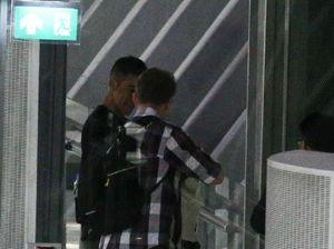 Hakeem Al Araibi Akhirnya Dipulangkan ke Australia! Hakeem Al Araibi Akhirnya Dipulangkan ke Australia!