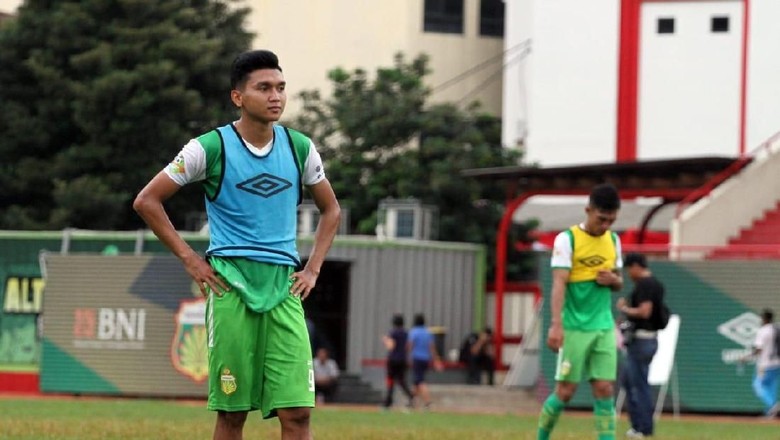 Beda Gaya Melatih Simon dan Alfredo Vera di Mata Dendy Sulistyawan Beda Gaya Melatih Simon dan Alfredo Vera di Mata Dendy Sulistyawan