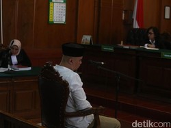 Kasus Idiot, Pengacara Ahmad Dhani Minta Hakim Tolak Dakwaan