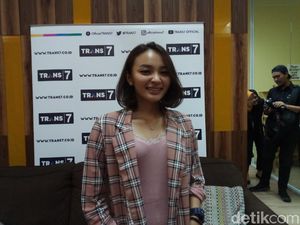 Nyinyir! Usai Drama Tas Mahal, Revina VT Jual Akun Senilai Rp 22 Juta