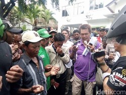 Bantahan Subkhan yang Nangis Curhat ke Sandi: Saya Petani, Bukan Timses