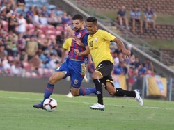 Persija Kalah karena Stamina