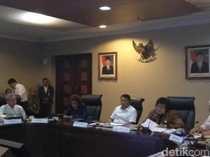 Menteri LHK: Presiden Perintahkan 10 Kali Lipat Lakukan Penanaman Pohon Menteri LHK: Presiden Perintahkan 10 Kali Lipat Lakukan Penanaman Pohon