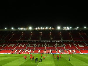 Pesan Ferdinand untuk MU: Jangan Serampangan Beli Pemain