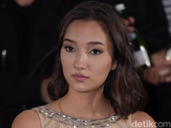 Carissa Perusset Tertekan Bintangi Possession: Kerasukan, Adaptasi Film Prancis