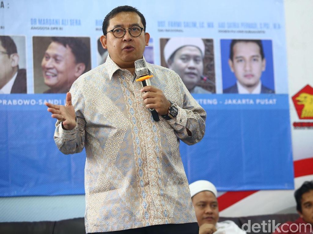 Fadli Zon: Masyarakat yang Mau Demo 22 Mei Ditakut-takuti Isu Teror Bom Fadli Zon: Masyarakat yang Mau Demo 22 Mei Ditakut-takuti Isu Teror Bom