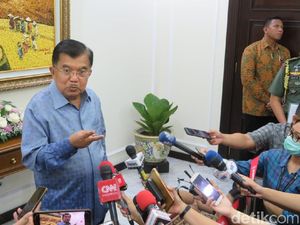 JK Tak Mau Ahok Gabung ke TKN Jokowi JK Tak Mau Ahok Gabung ke TKN Jokowi
