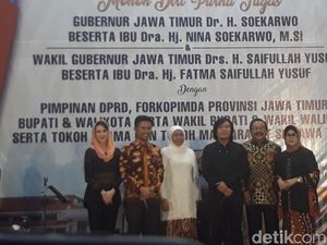 Pakdhe Karwo Pamitan, Khofifah Siap Lanjutkan Kesuksesan Pakdhe Karwo Pamitan, Khofifah Siap Lanjutkan Kesuksesan