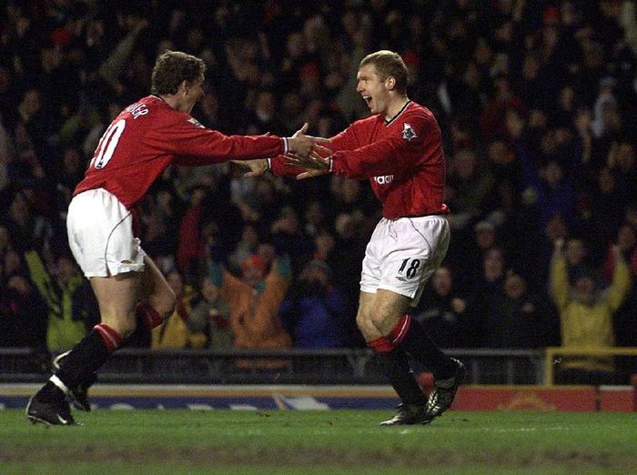 Paul Scholes dan Ole Gunnar Solskjaer saat masih membela Manchester United (Alex Livesey/Getty Images) Paul Scholes dan Ole Gunnar Solskjaer saat masih membela Manchester United (Alex Livesey/Getty Images)